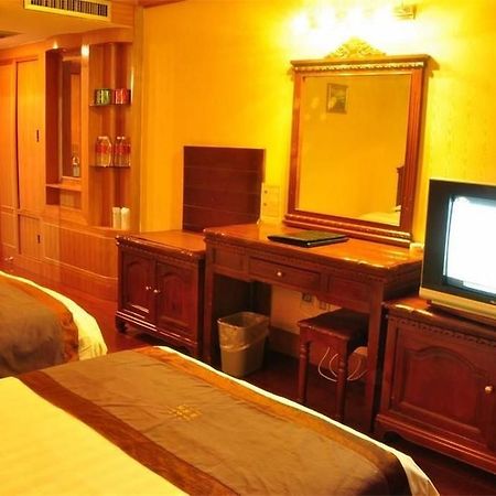 Yak Hotel Lhasa Buitenkant foto