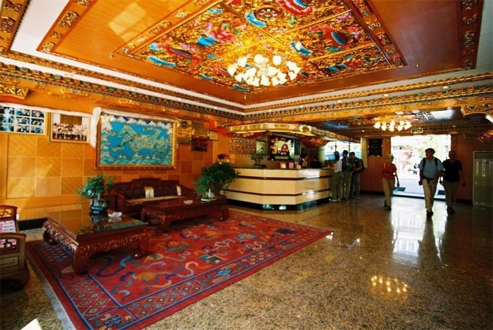 Yak Hotel Lhasa Buitenkant foto