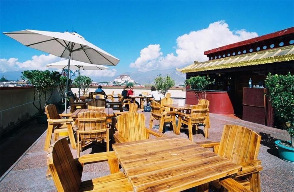 Yak Hotel Lhasa Buitenkant foto