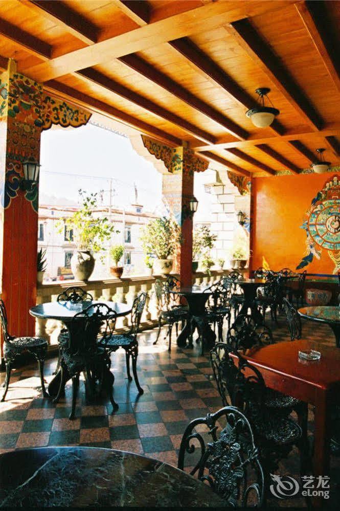 Yak Hotel Lhasa Buitenkant foto