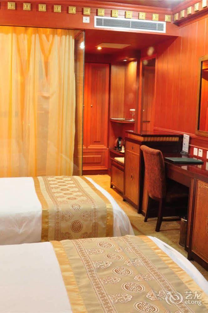 Yak Hotel Lhasa Buitenkant foto