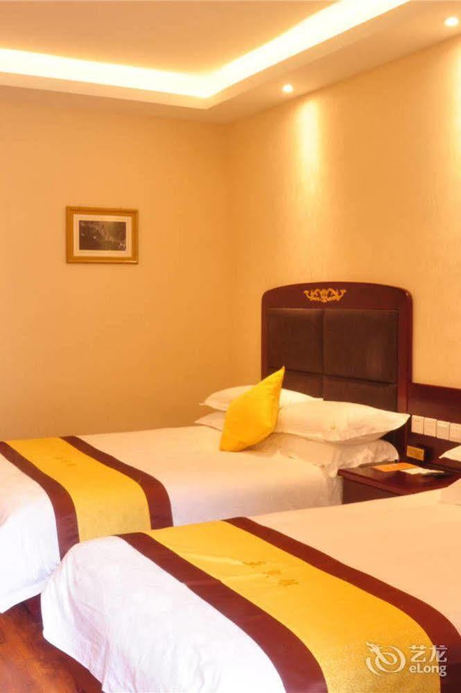 Yak Hotel Lhasa Buitenkant foto