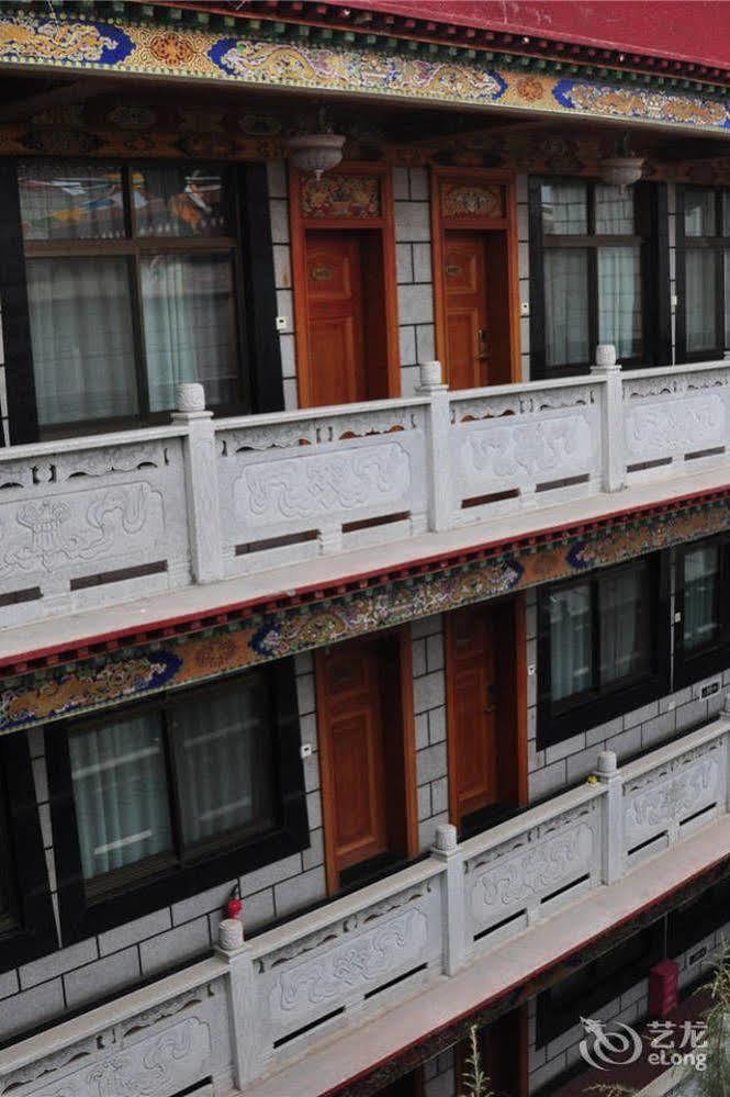 Yak Hotel Lhasa Buitenkant foto