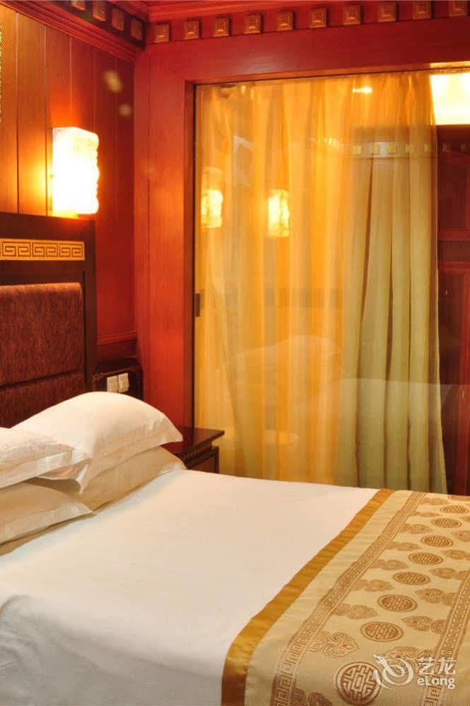 Yak Hotel Lhasa Buitenkant foto